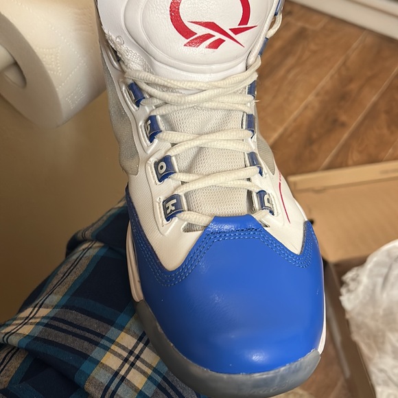 Blue, red and white Allen Iverson’s Q 96 Cross Examine - Picture 12 of 13